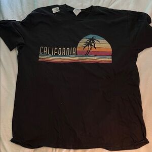 California Black Graphic T-Shirt (Men’s XL)